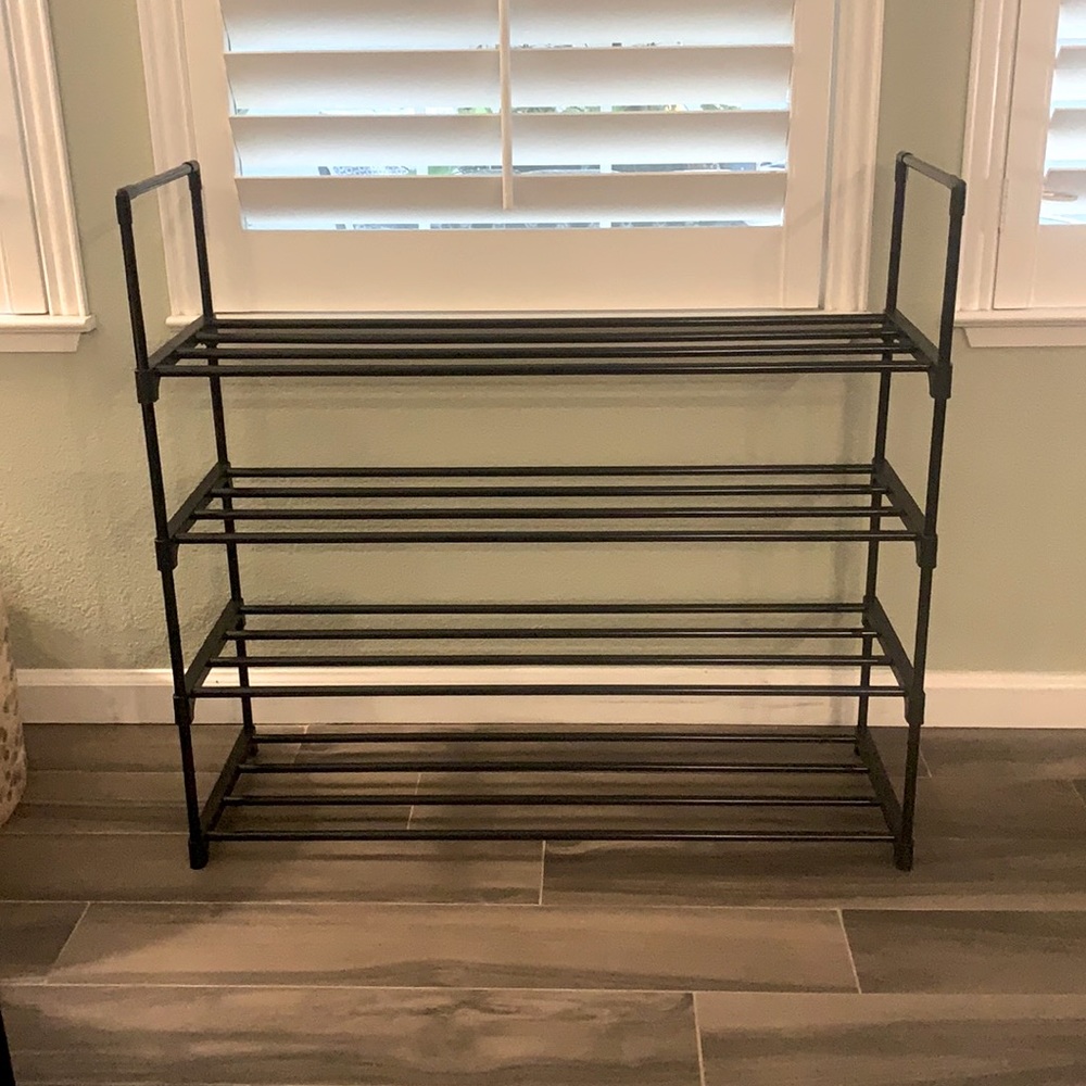 Shoe rack